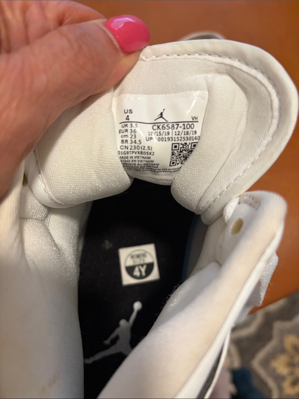 Nike Air White High-Top Sneakers with Black Trim - Picture 3 of 5